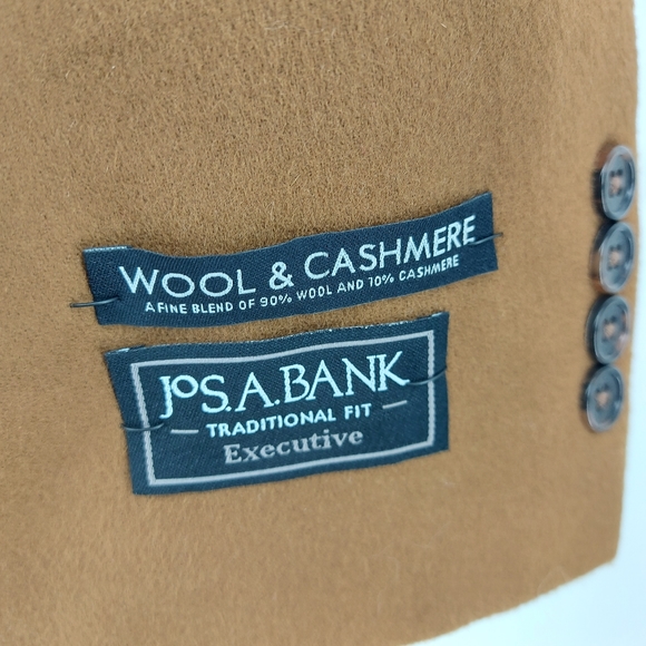 Jos. A. Bank Executive Collection Traditional Fit Wool/Cashmere Blazer - Picture 2 of 7